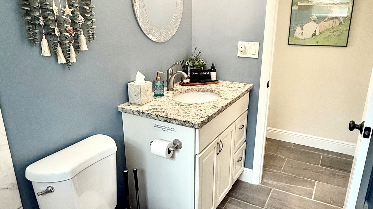 Photo of Bathroom in Tropic