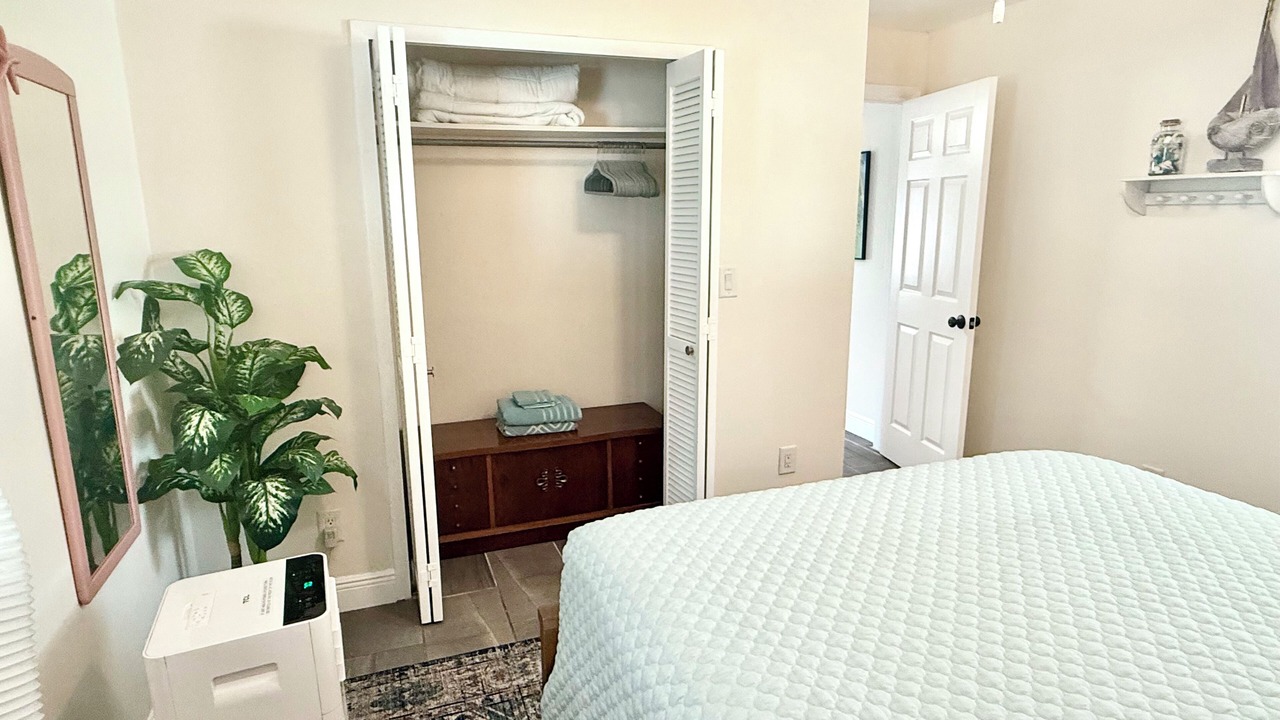 Photo of Bedroom in Tropic