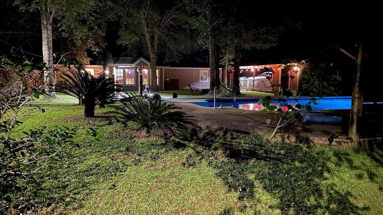 Photo of Outdoor in Foley