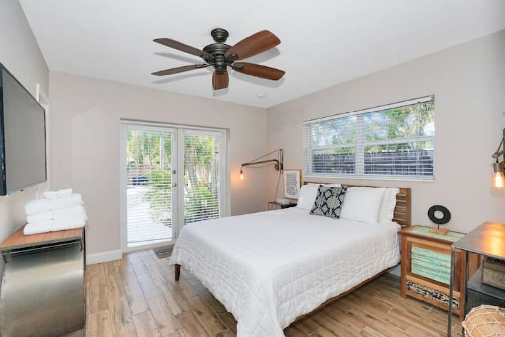 Photo of Bedroom in Poinsettia Heights