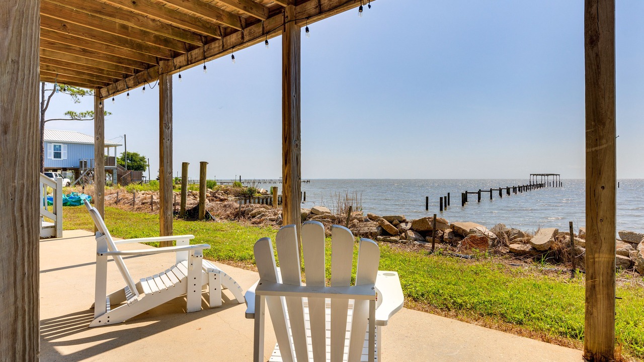 Photo of Patio Balcony in Theodore