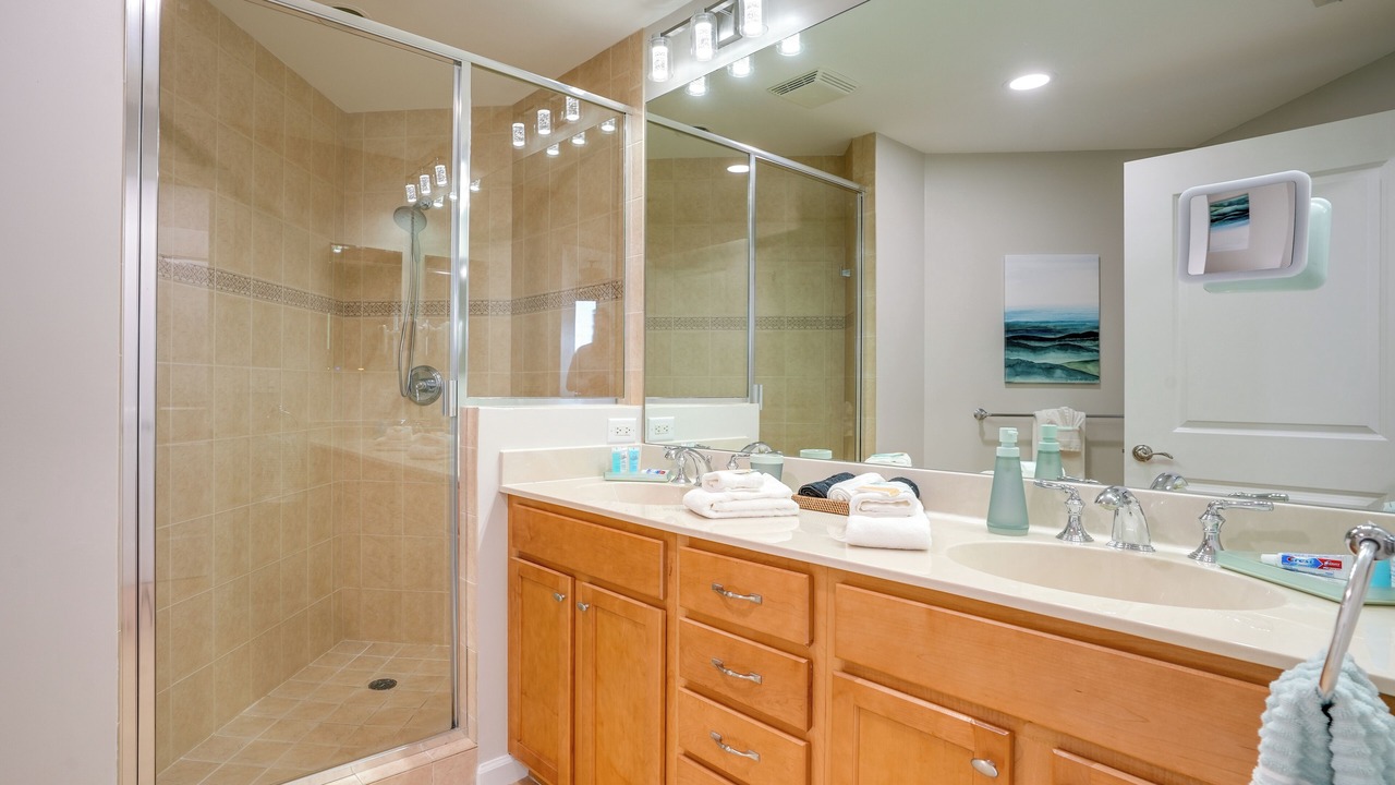 Photo of Bathroom in Cape Harbour