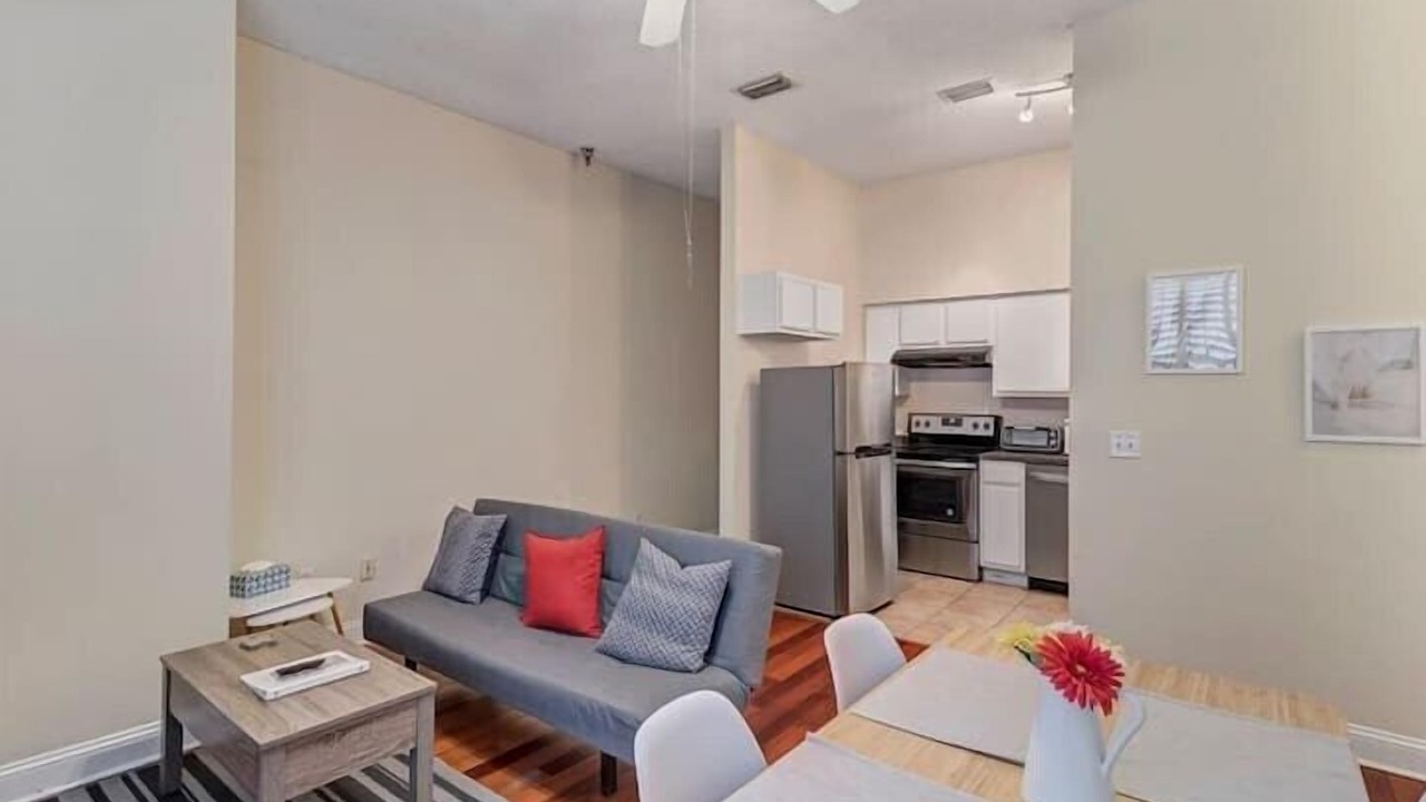 Photo of Livingroom in Springfield