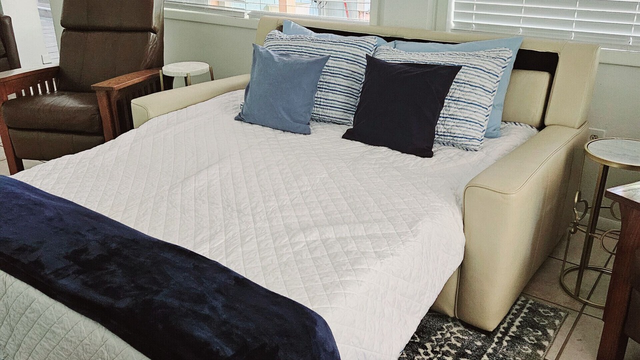 Photo of Bedroom in Weeki Wachee Gardens
