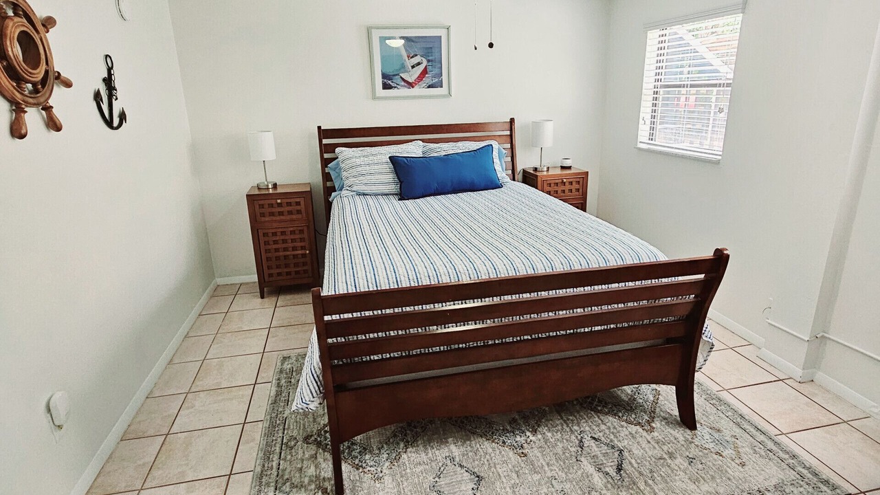 Photo of Bedroom in Weeki Wachee Gardens