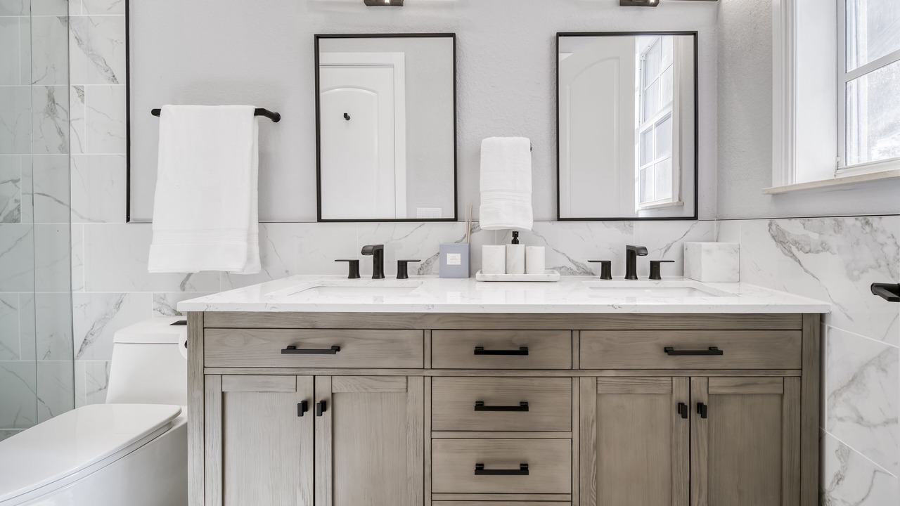 Photo of Bathroom in Southwest Ranches