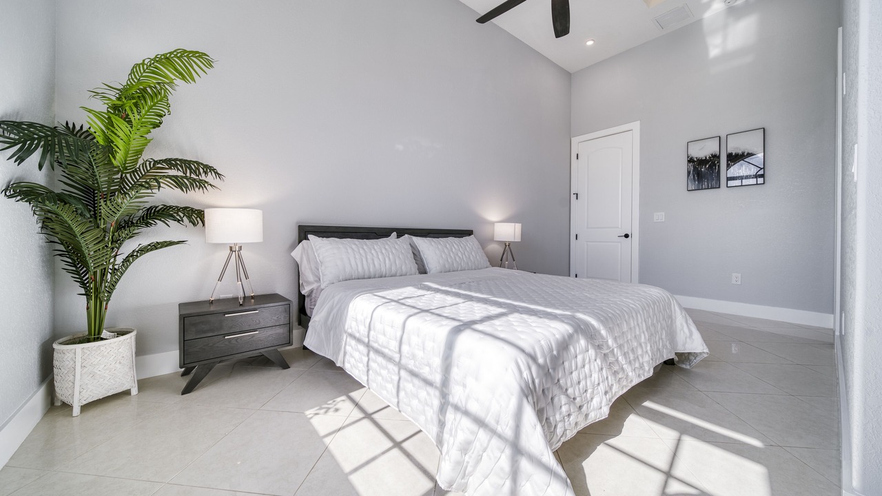 Photo of Bedroom in Southwest Ranches