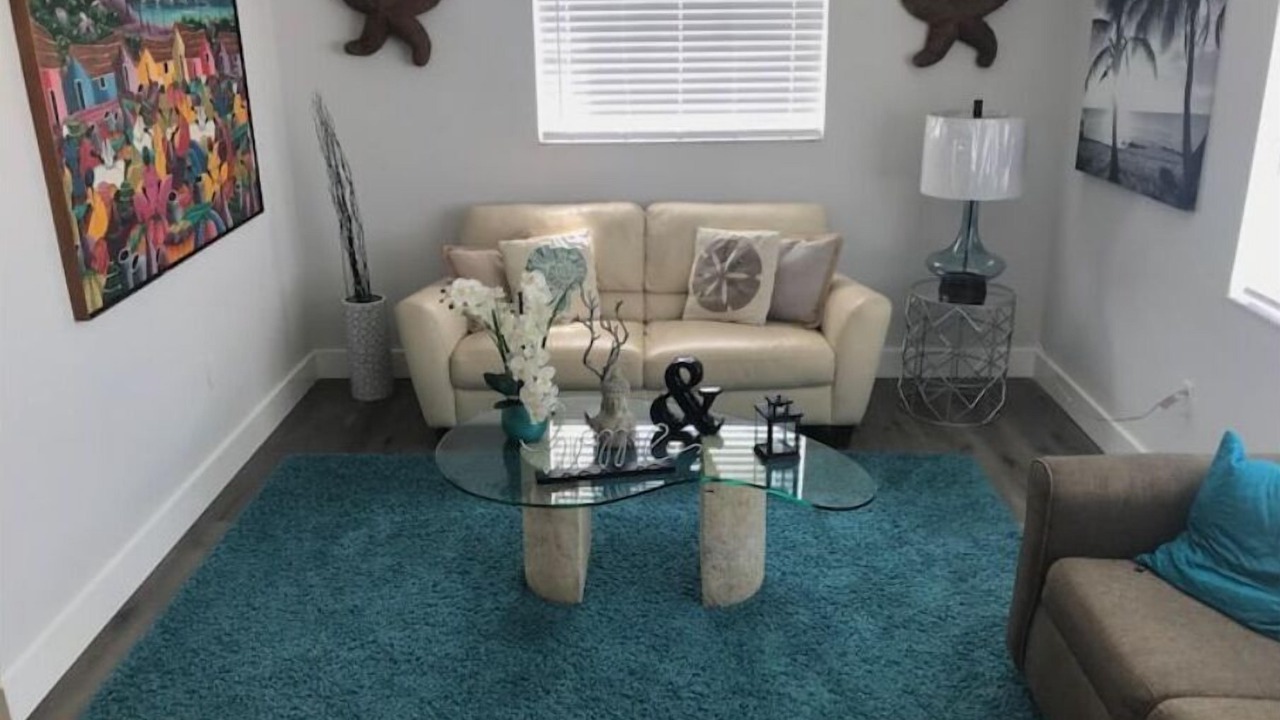 Photo of Livingroom in Biscayne Park