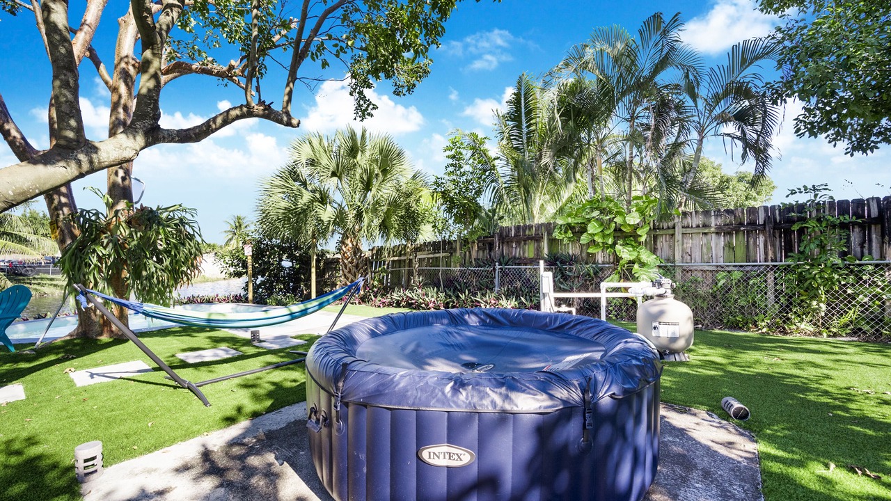 Photo of Patio Balcony in Miami Gardens