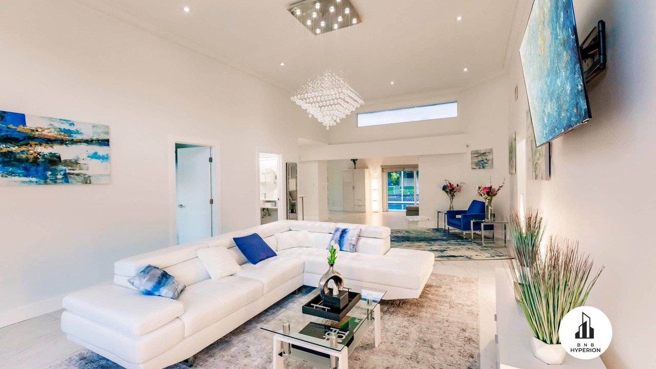Photo of Livingroom in Ojus
