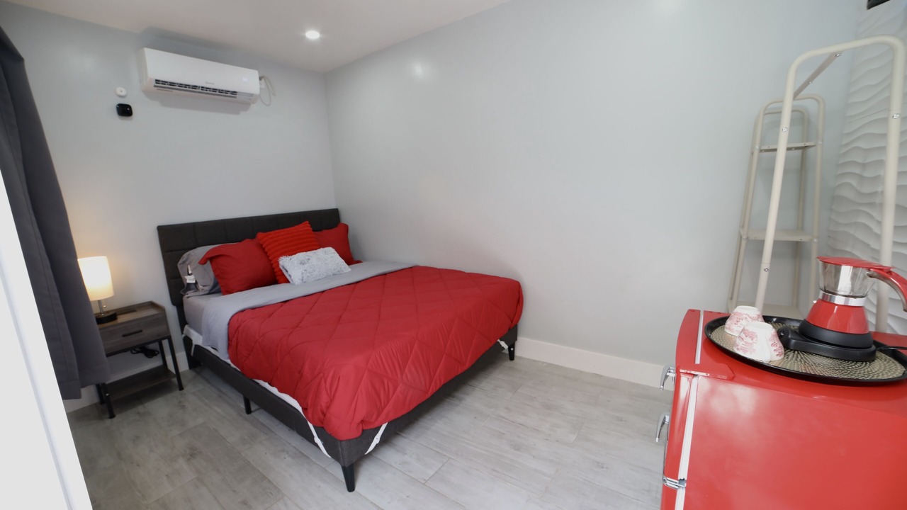 Photo of Bedroom in Sweetwater