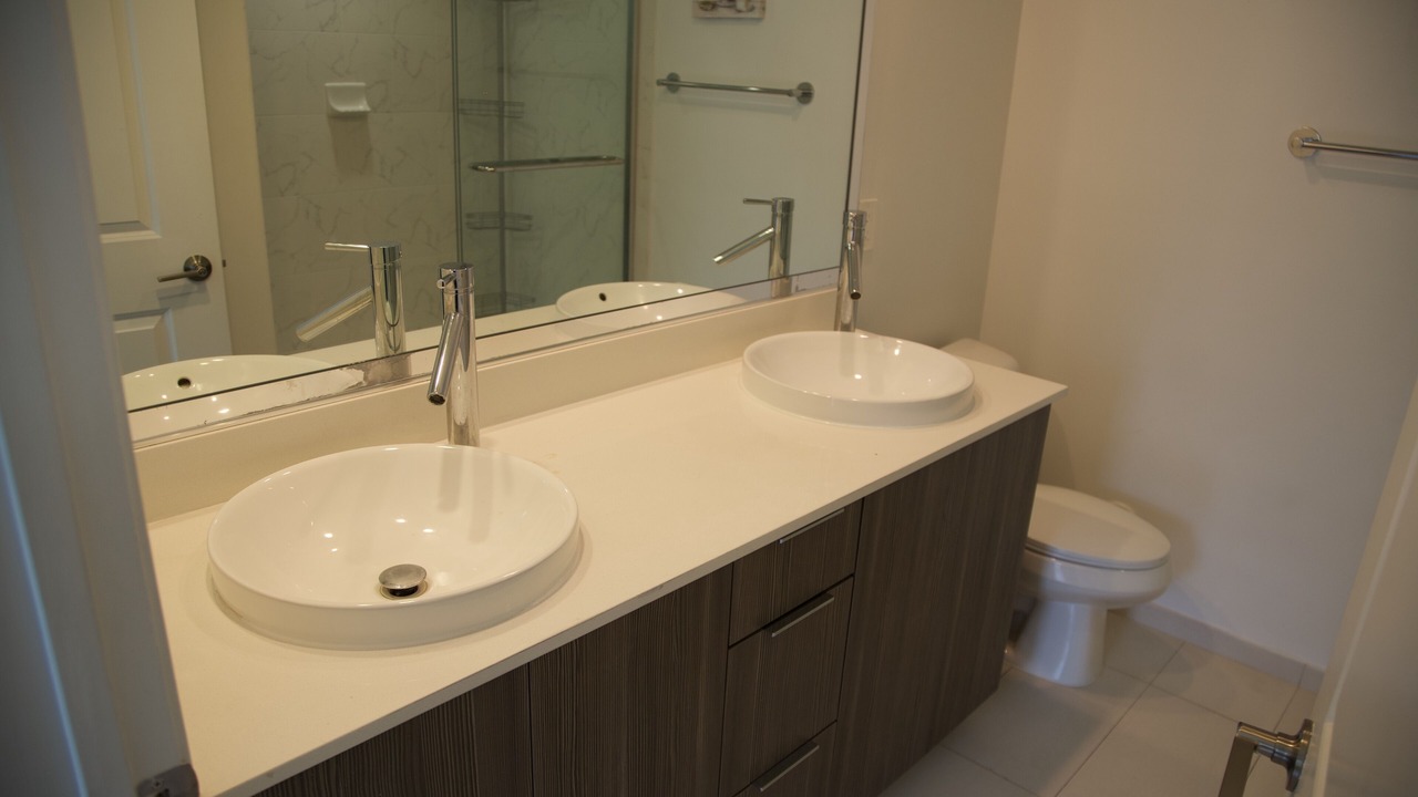 Photo of Bathroom in Miami Lakes