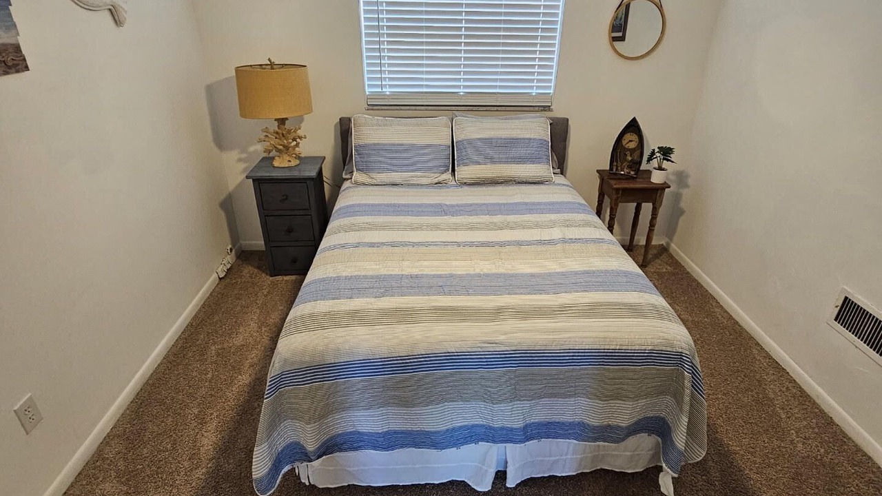 Photo of Bedroom in Hampton Homes