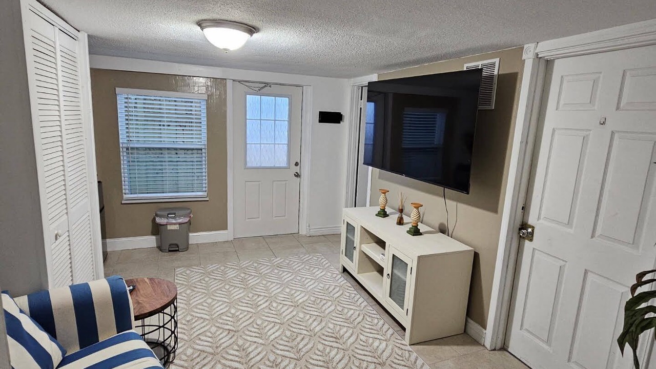 Photo of Livingroom in Hampton Homes