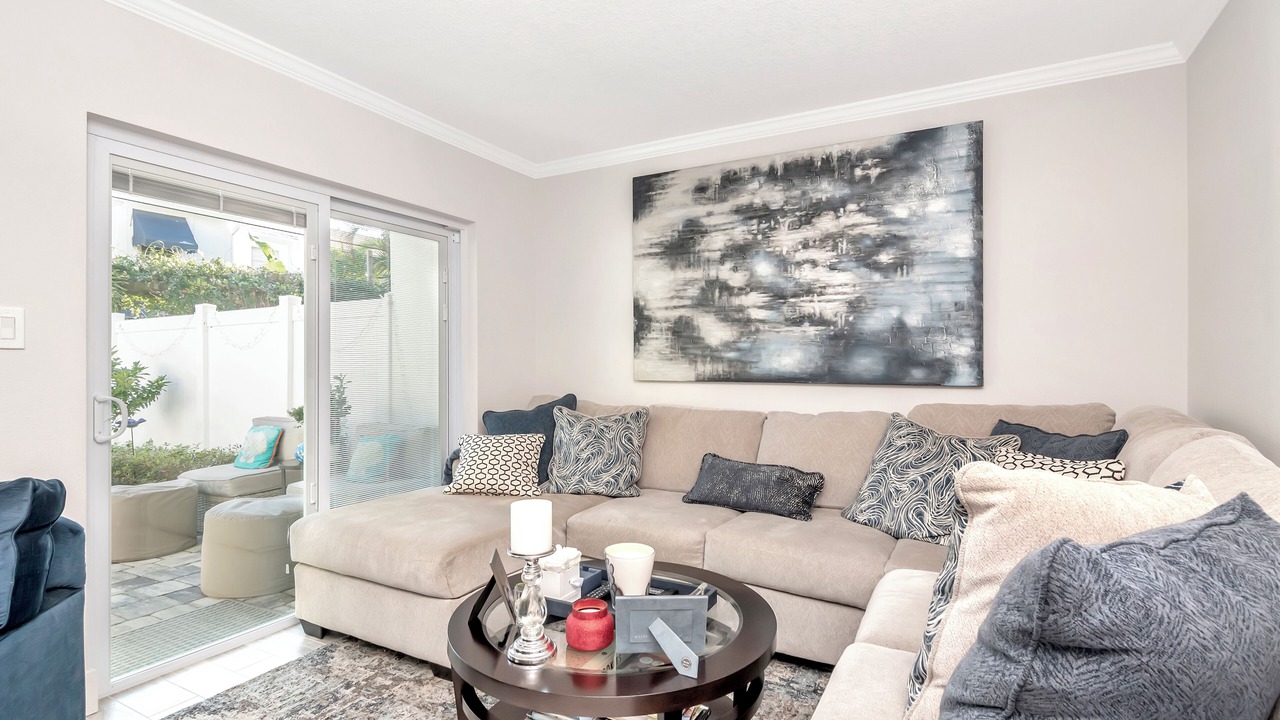 Photo of Livingroom in Davis Islands