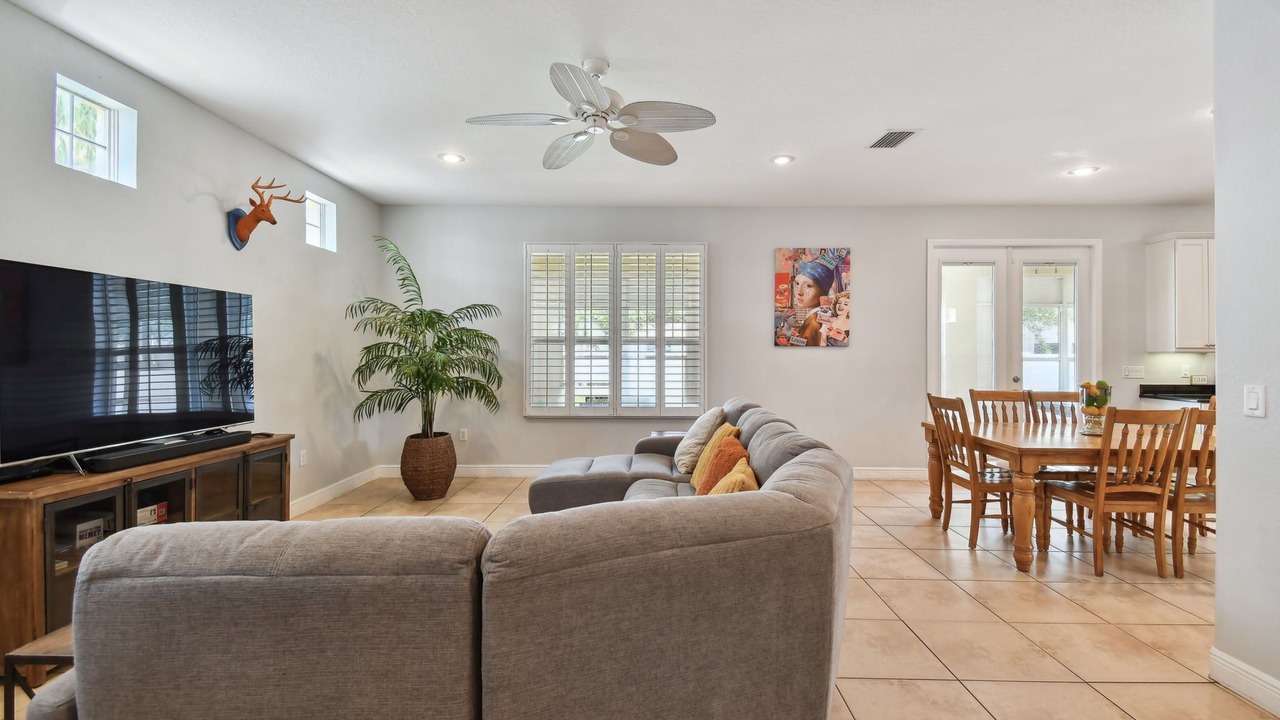 Photo of Livingroom in Ballast Point