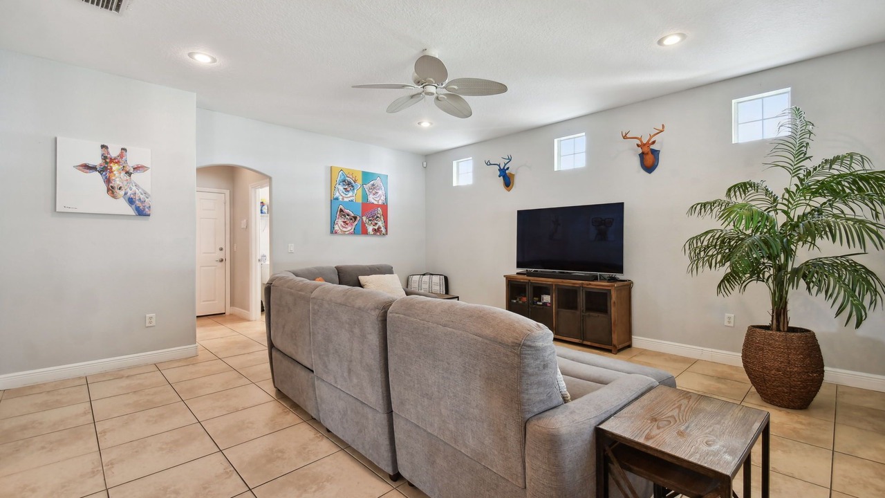 Photo of Livingroom in Ballast Point