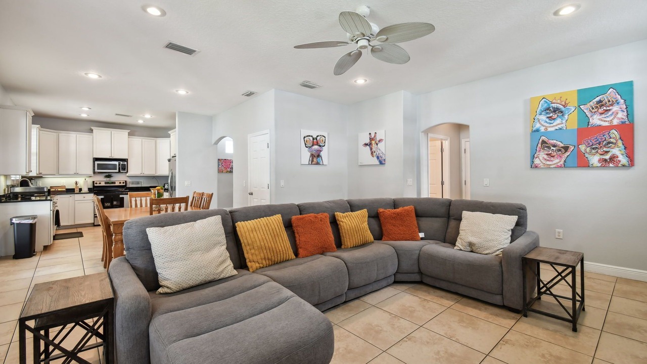 Photo of Livingroom in Ballast Point