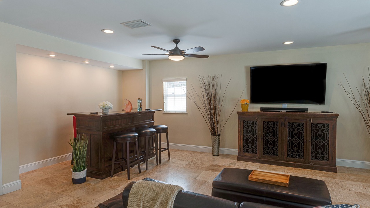Photo of Livingroom in Sun Bay South