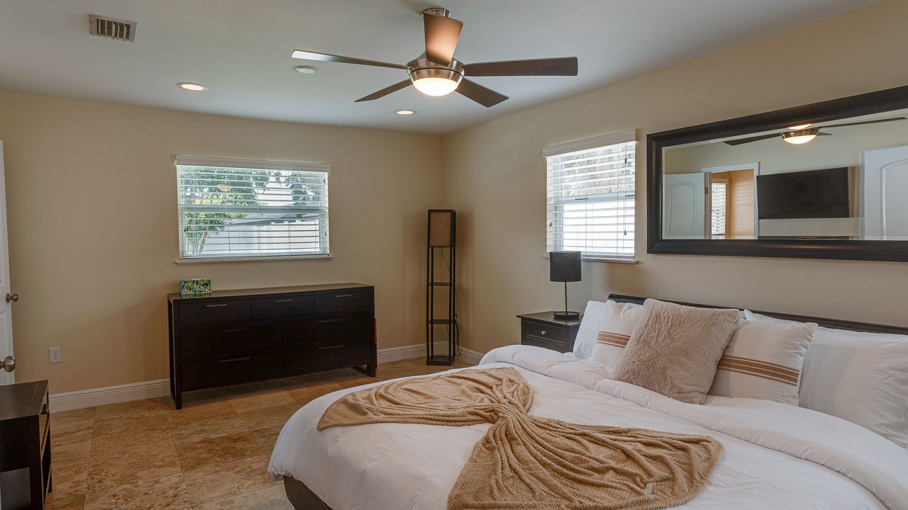 Photo of Bedroom in Sun Bay South