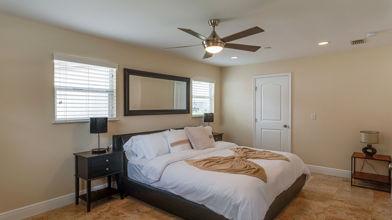 Photo of Bedroom in Sun Bay South