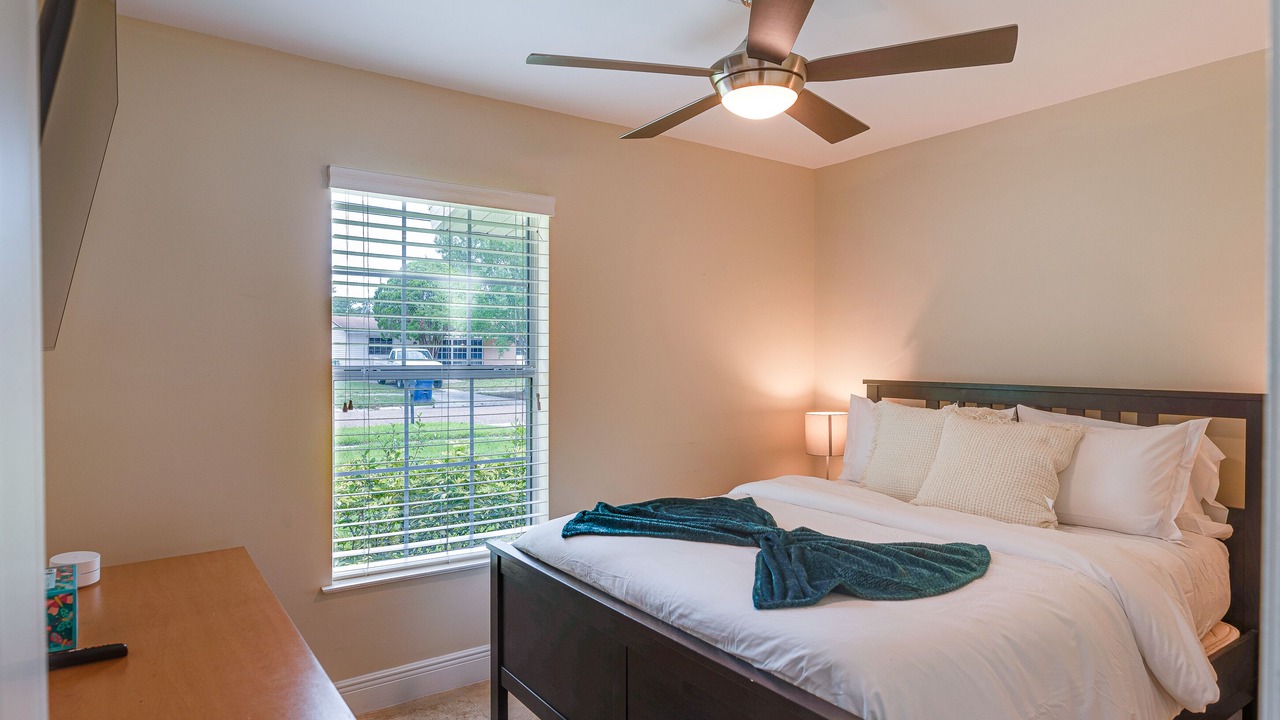 Photo of Bedroom in Sun Bay South