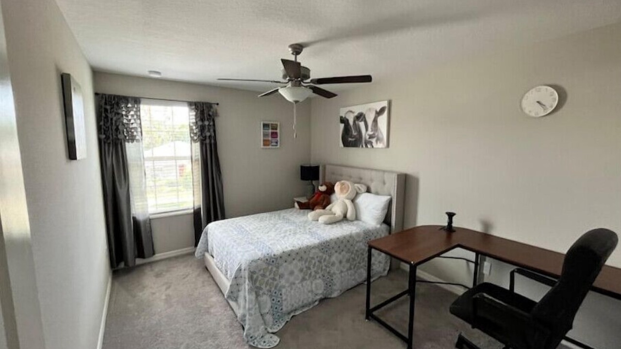 Photo of Bedroom in Riverview