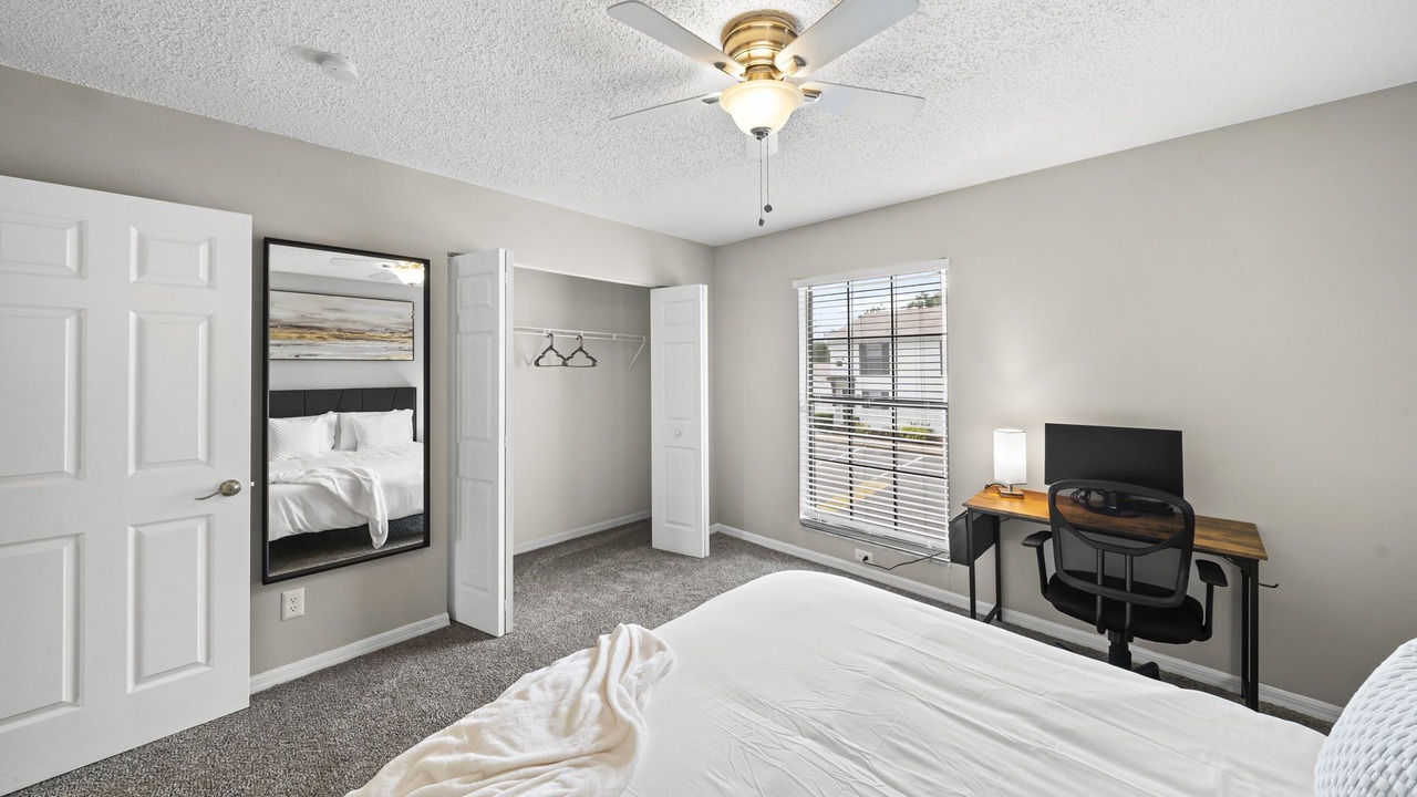 Photo of Bedroom in University