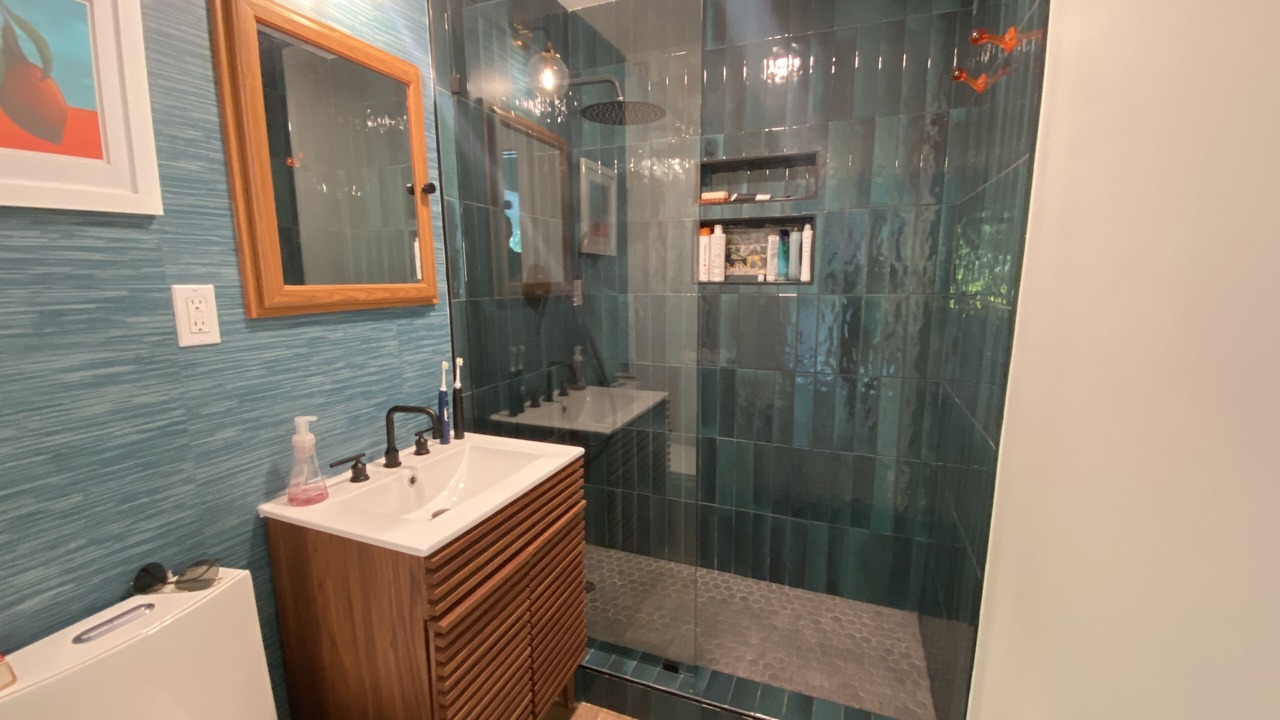 Photo of Bathroom in Midtown