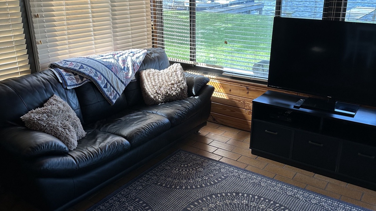 Photo of Livingroom in Okeechobee