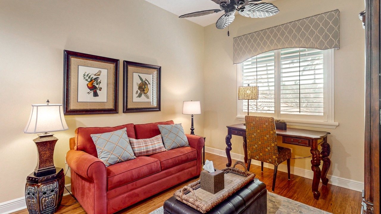 Photo of Livingroom in Royal Harbor