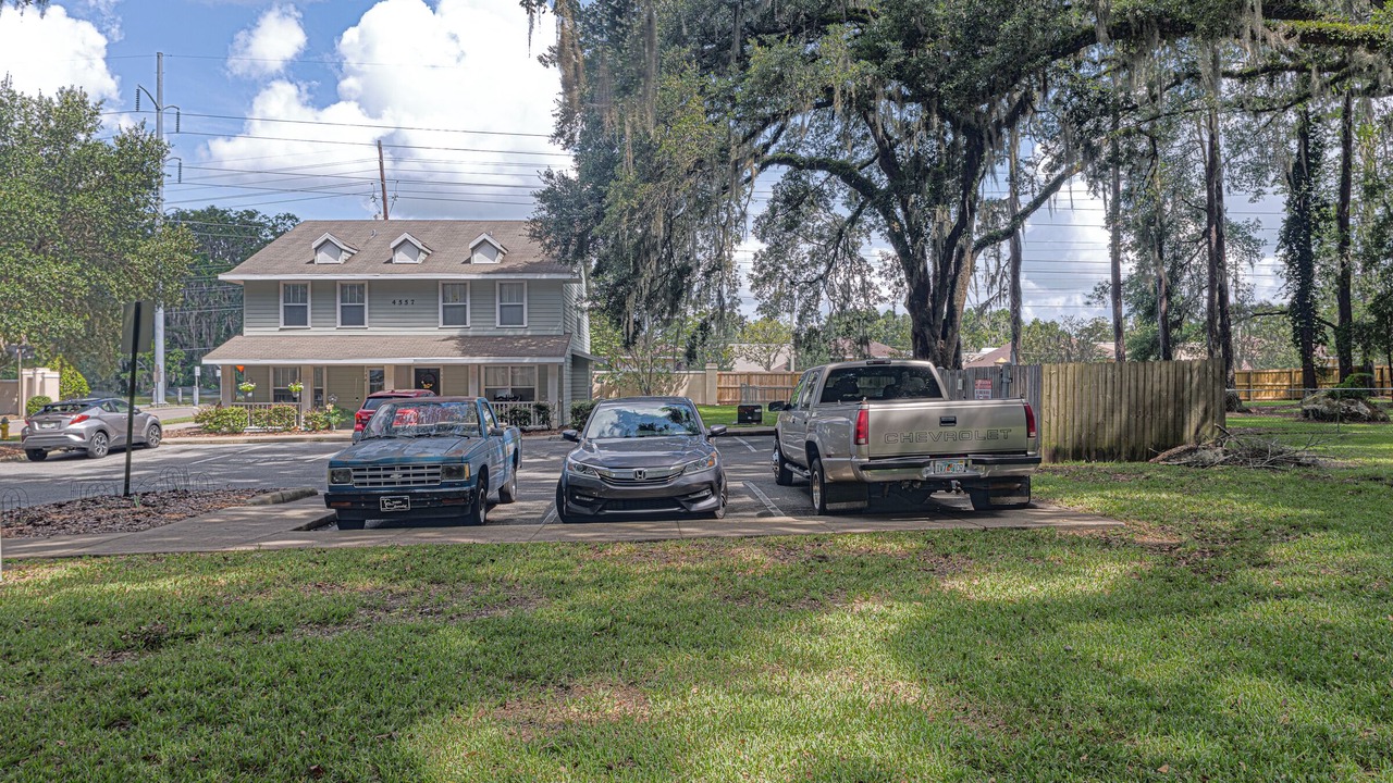 Photo of Outdoor in Gainesville