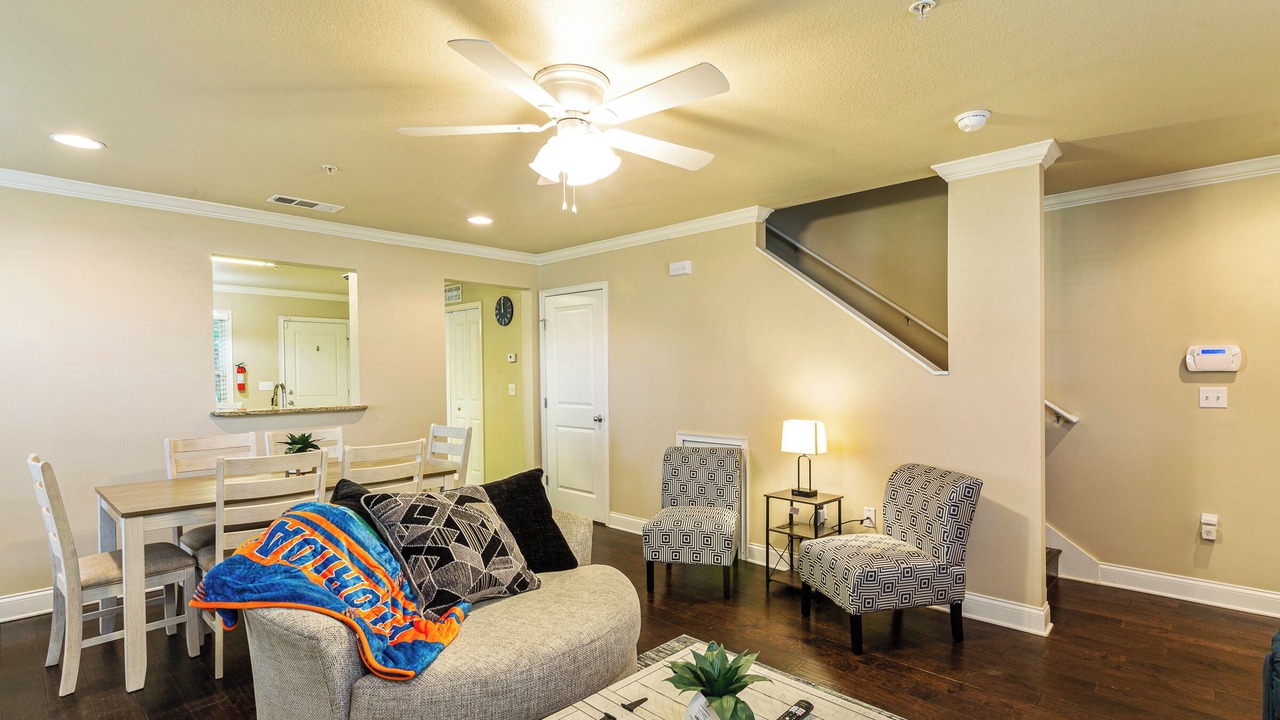 Photo of Livingroom in Gainesville
