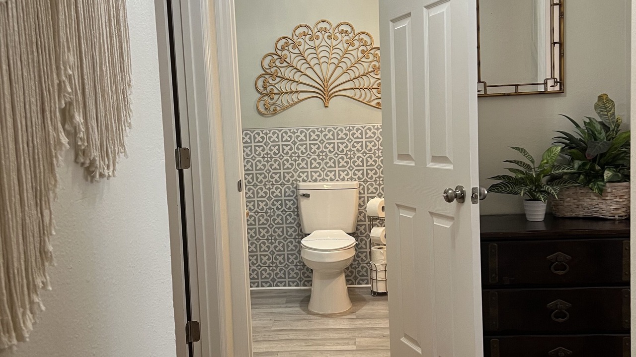 Photo of Bathroom in Bayou Oaks