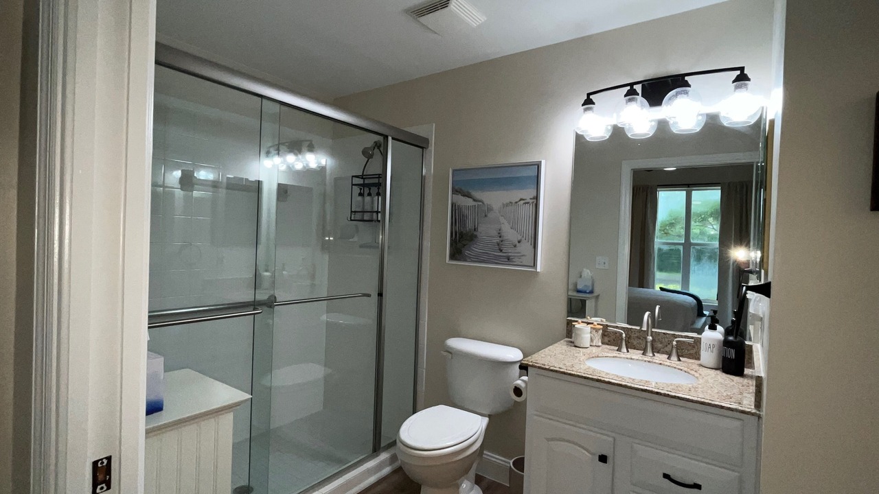 Photo of Bathroom in Naples