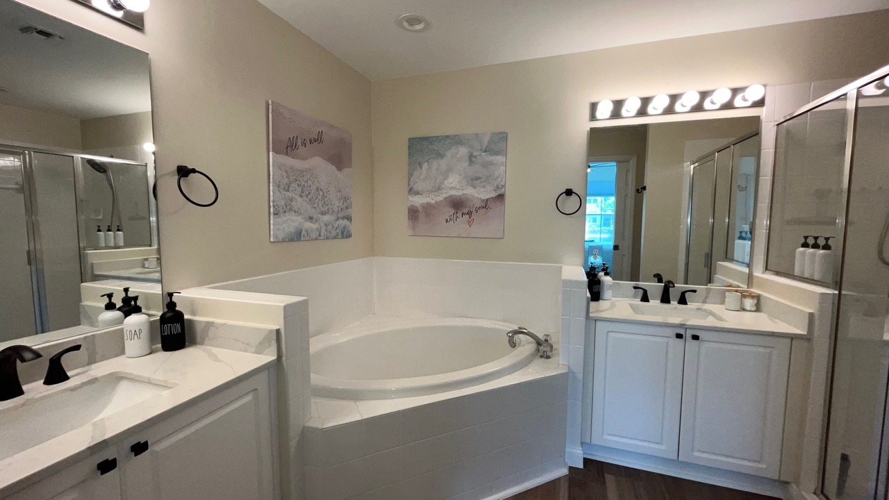 Photo of Bathroom in Naples