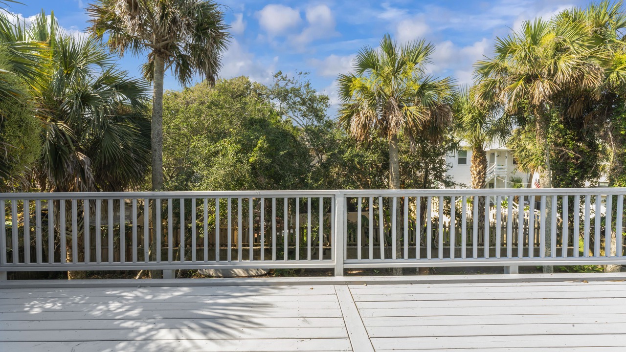Photo of Patio Balcony in Neptune Beach