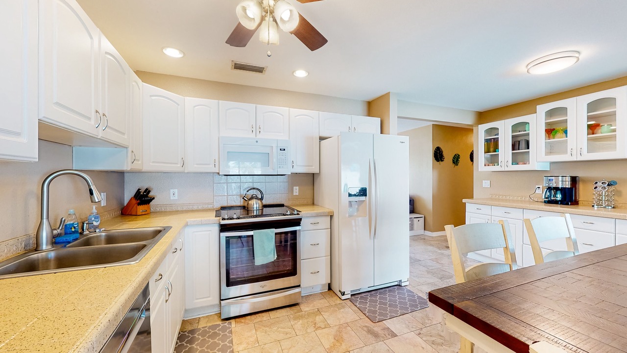 Photo of Kitchen in Bayshore Gardens