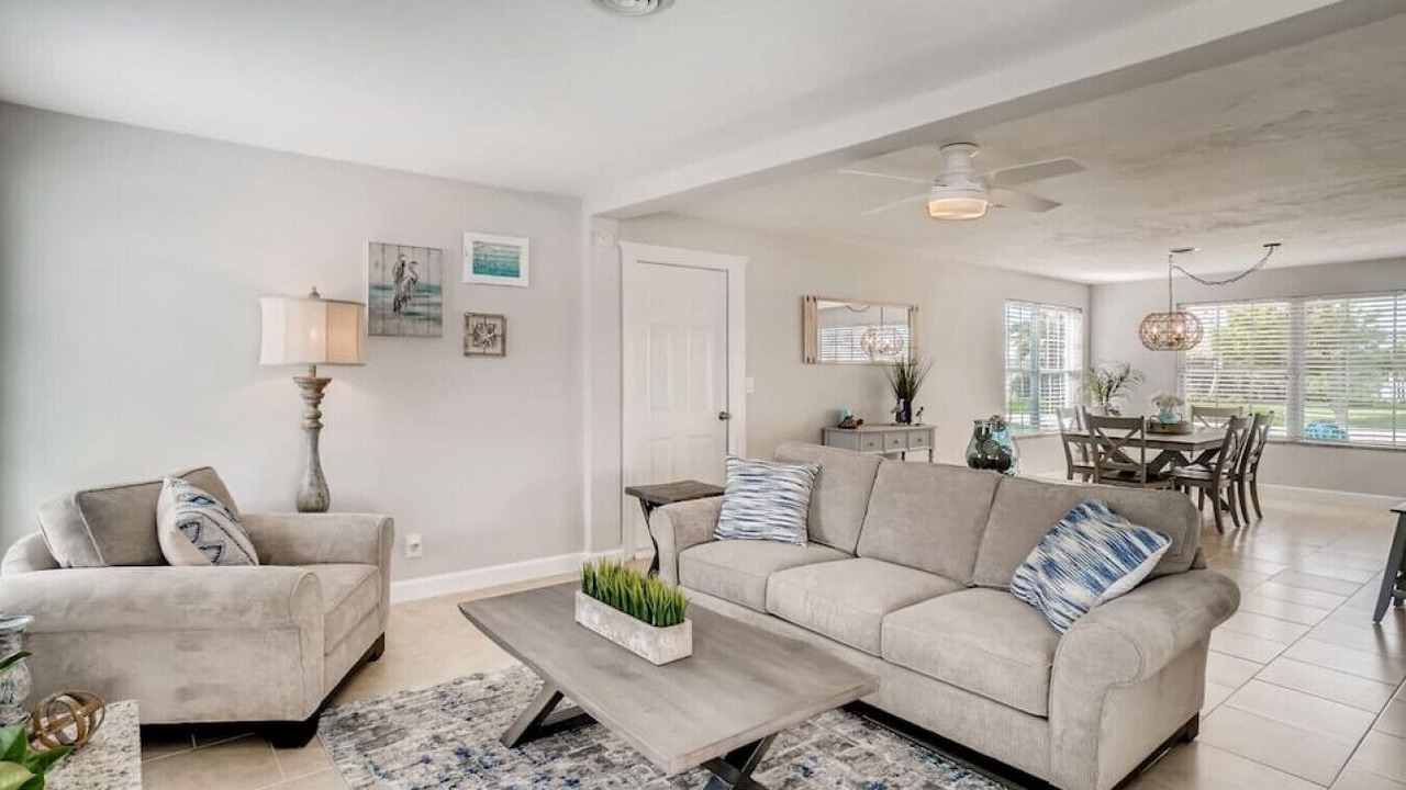 Photo of Livingroom in Ocean Crest