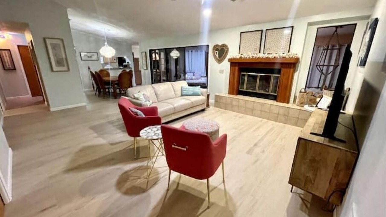 Photo of Livingroom in Palm Harbor