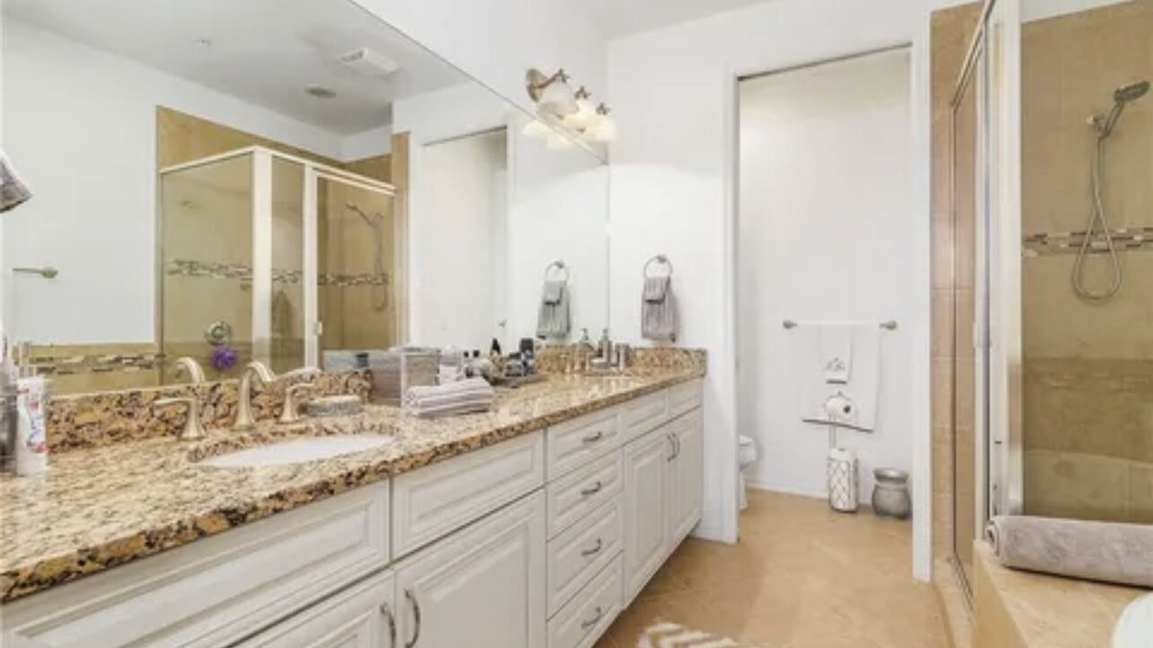 Photo of Bathroom in Biggar