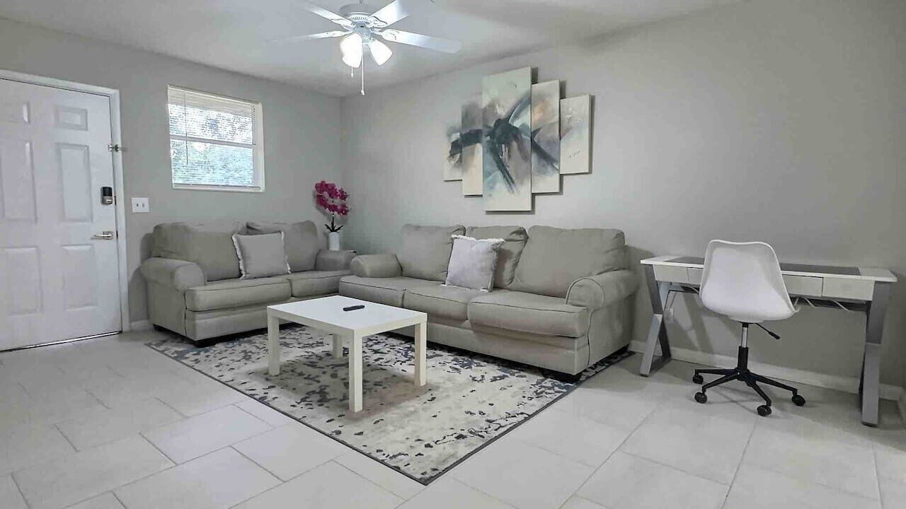 Photo of Livingroom in Hyde Park