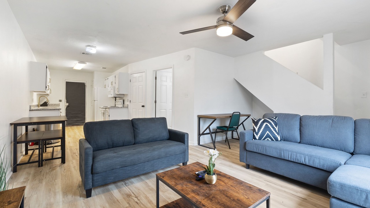 Photo of Livingroom in Griffin Heights