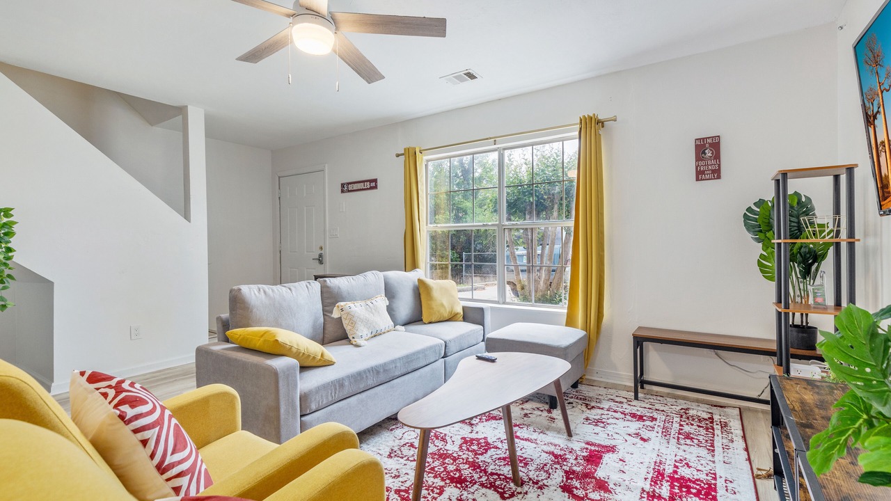 Photo of Livingroom in Griffin Heights