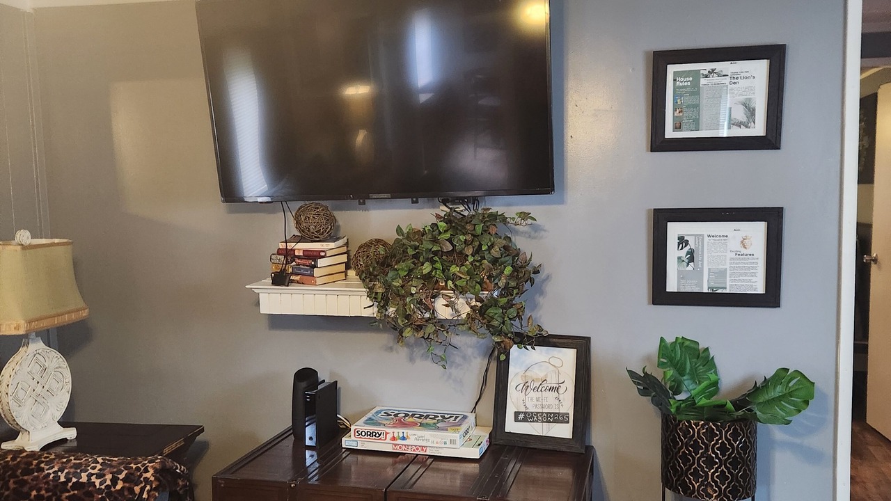 Photo of Livingroom in Half Moon