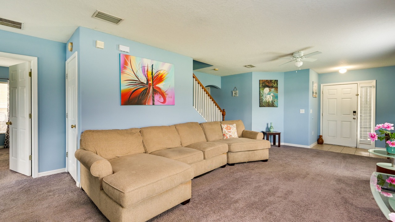 Photo of Livingroom in Wesley Chapel South