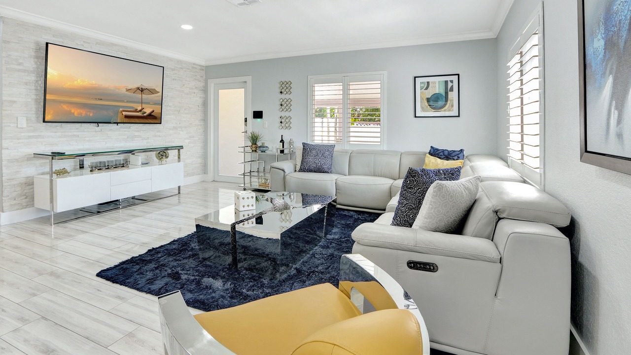 Photo of Bedroom in Miami Gardens
