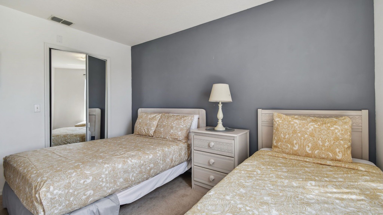 Photo of Bedroom in Lindfields