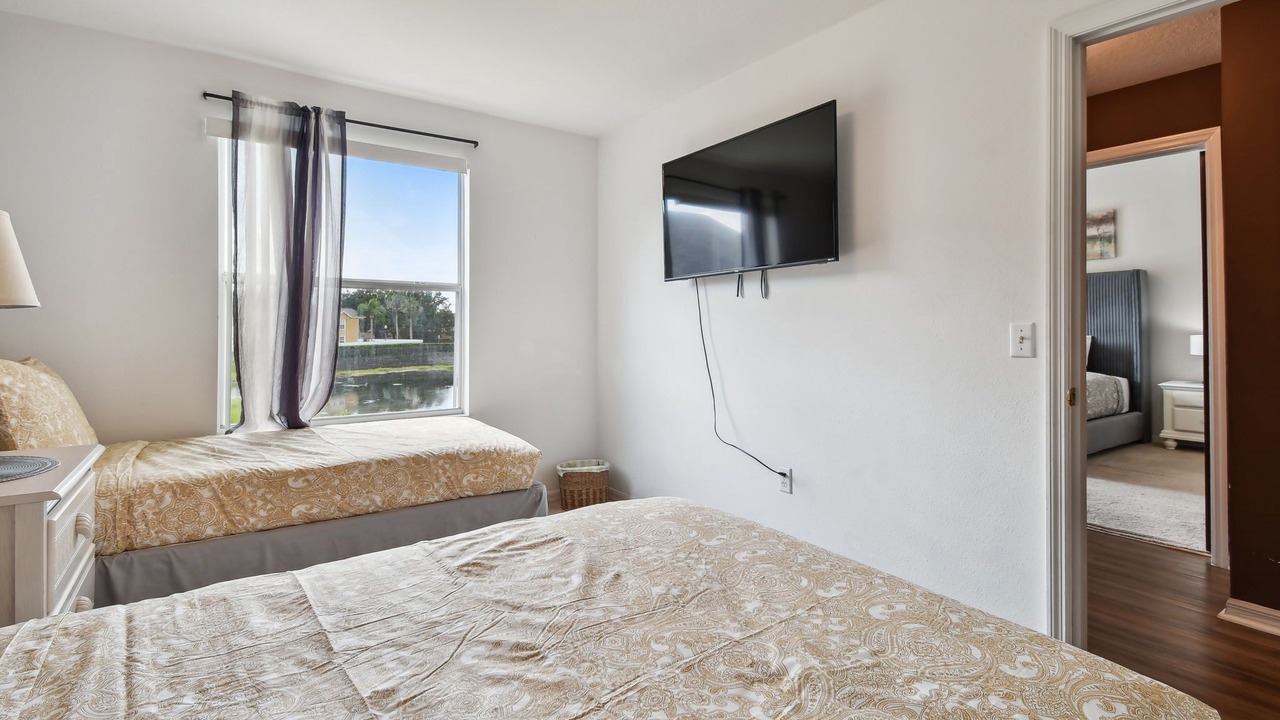 Photo of Bedroom in Lindfields