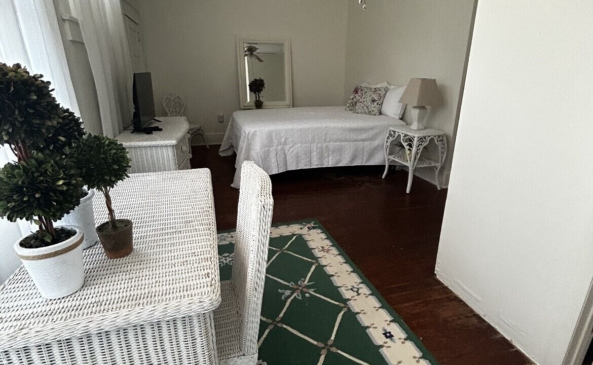 Photo of Bedroom in Arcadia Historic District